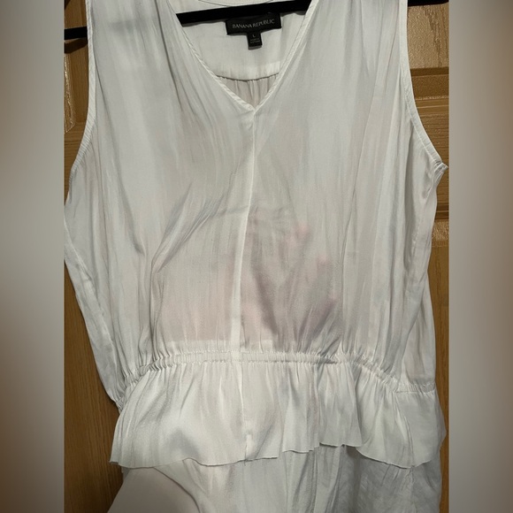 Banana Republic Crinkle Gauze Tiered Tank Top - Picture 8 of 10